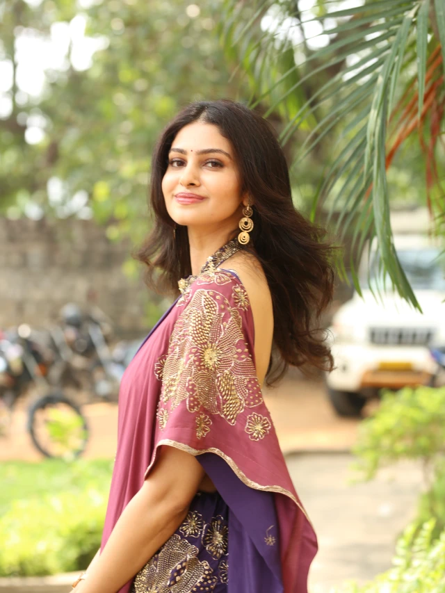 Manasa Varanasi First Movie Promotions in Saree