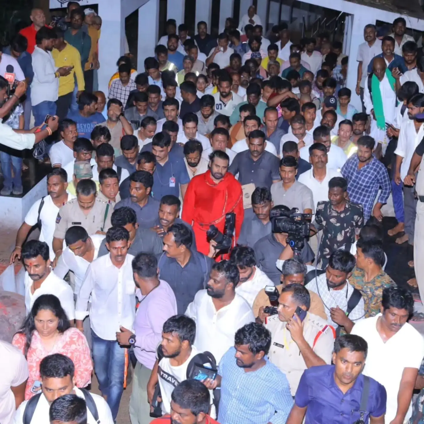 Pawan Kalyan Went to Tirumala by Walk Photos goes Viral