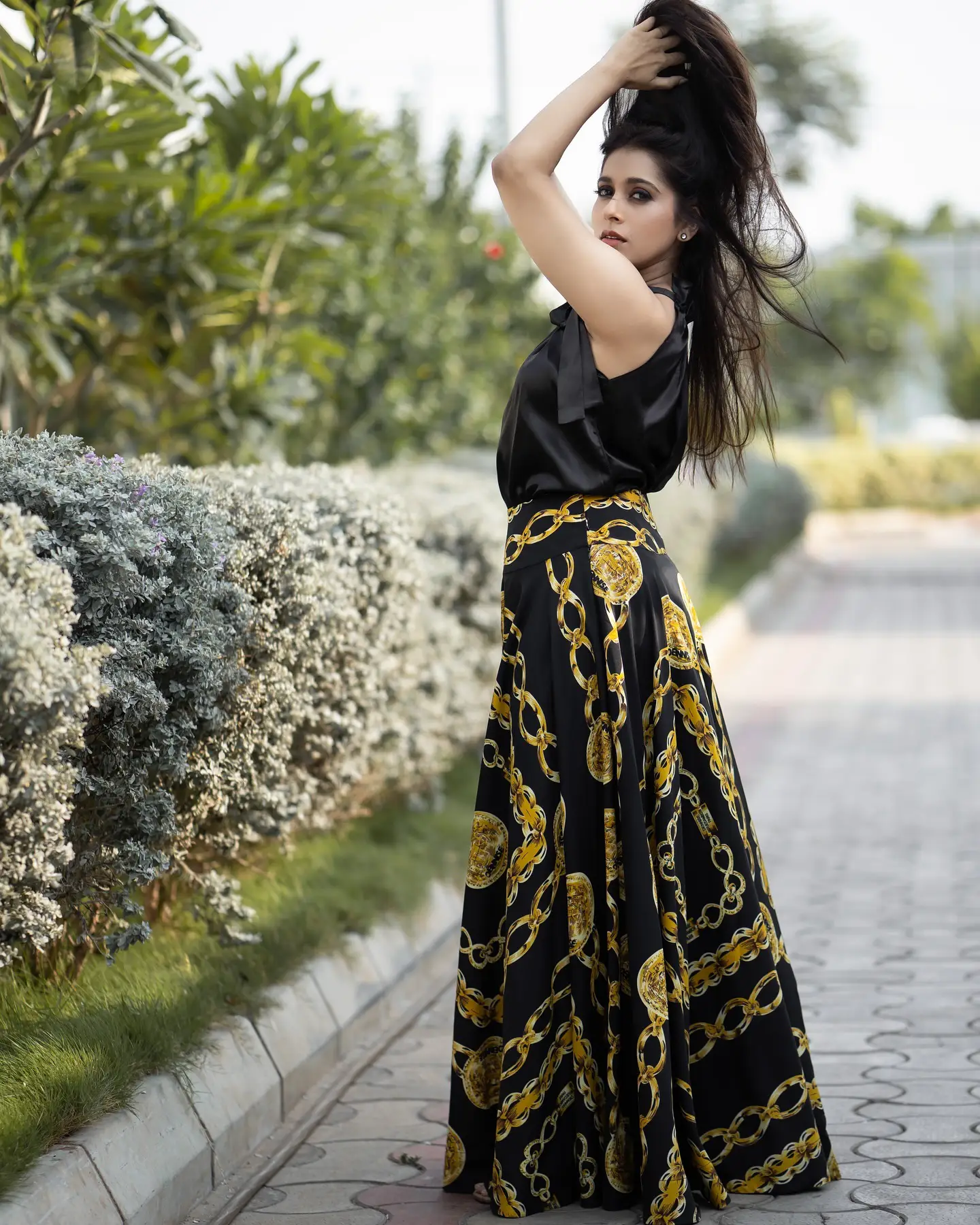 Rashmi Gautam Smashing Looks in Black Dress