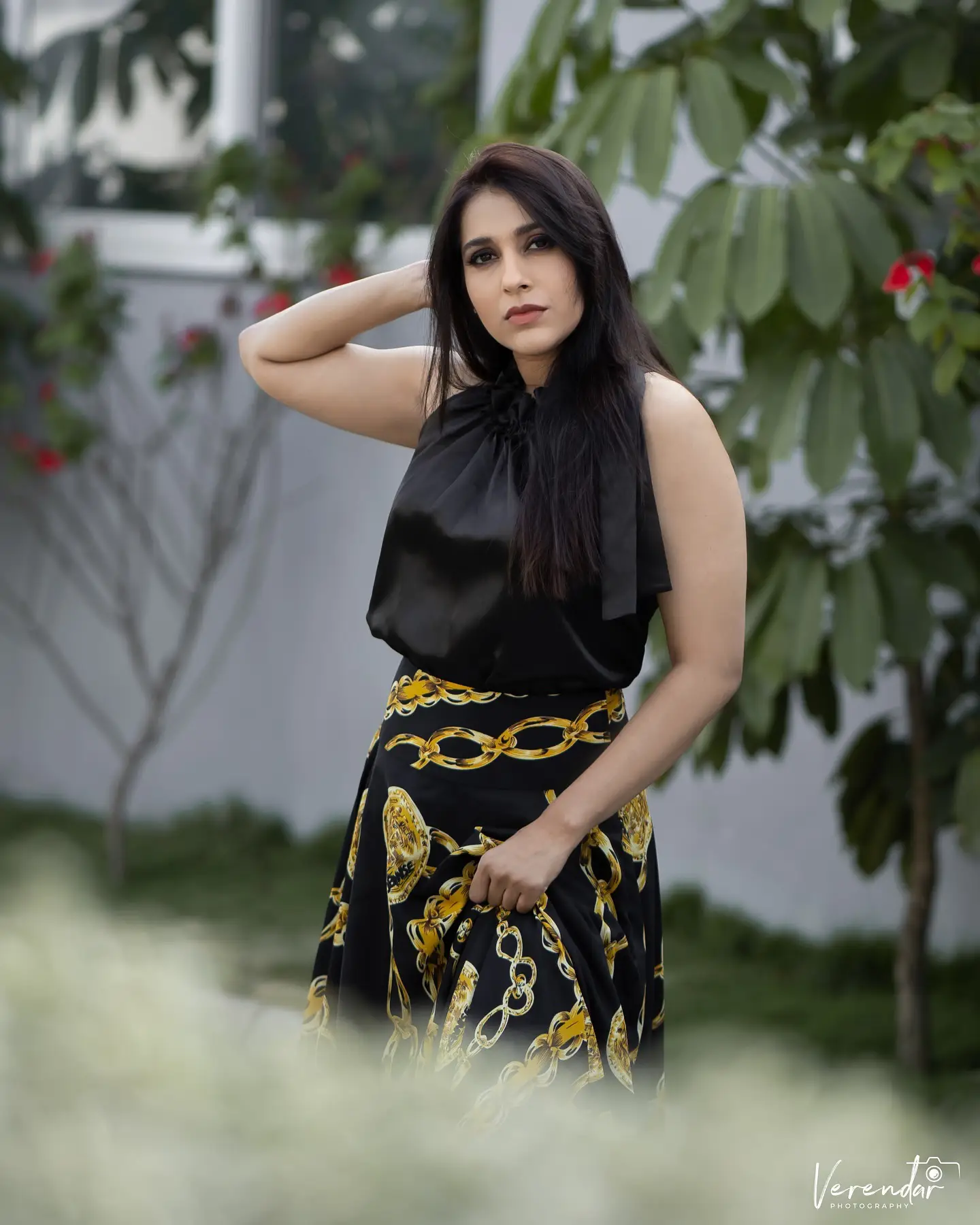 Rashmi Gautam Smashing Looks in Black Dress