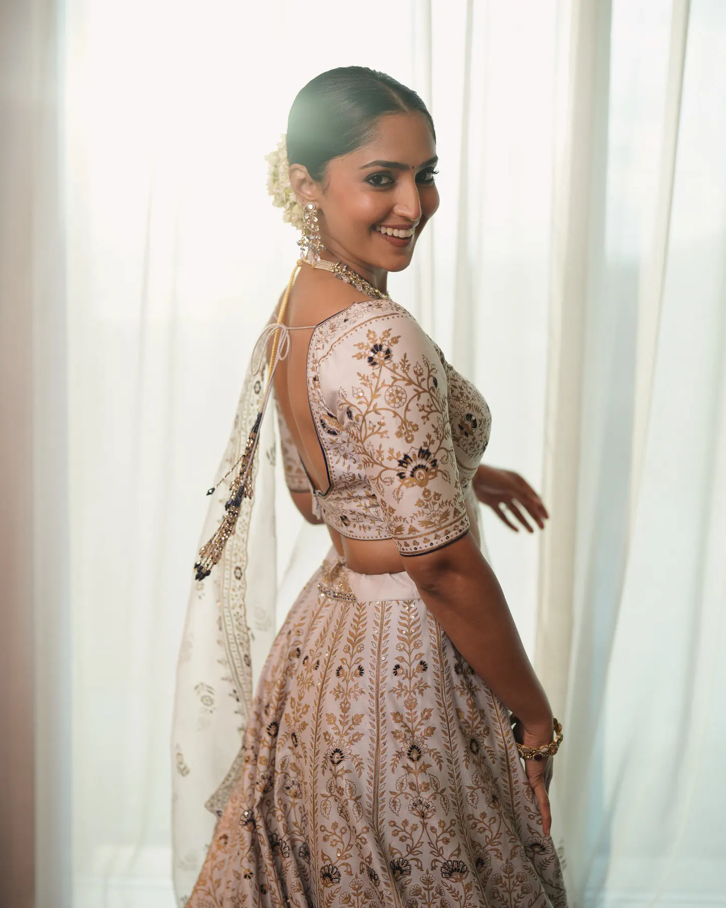Reba Monica John Shines in Traditional Dress