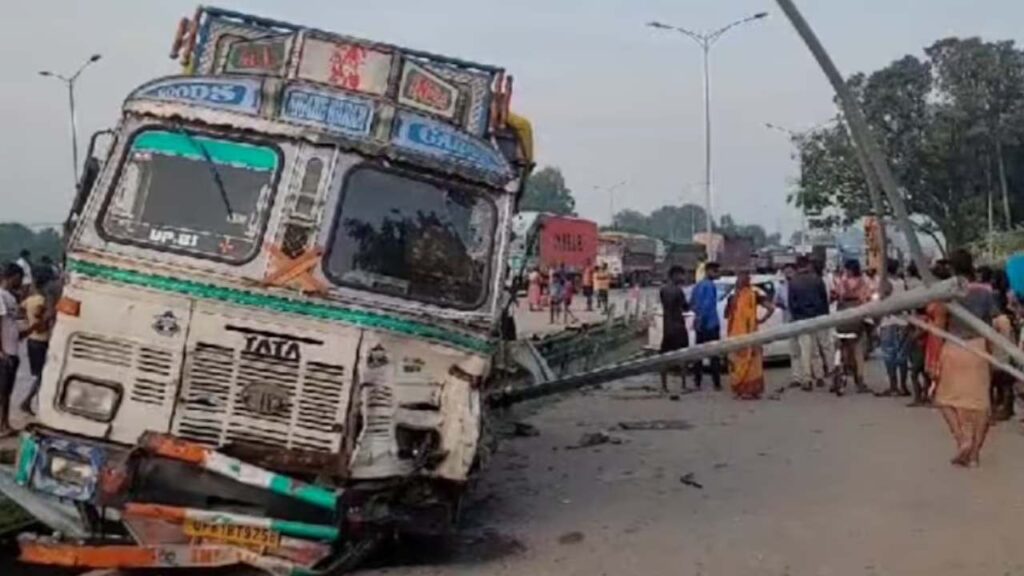 Road Accident in Uttar Pradesh