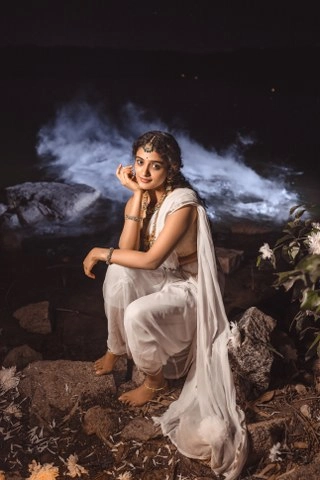 Roopa Koduvayur Angel Looks on Diwali