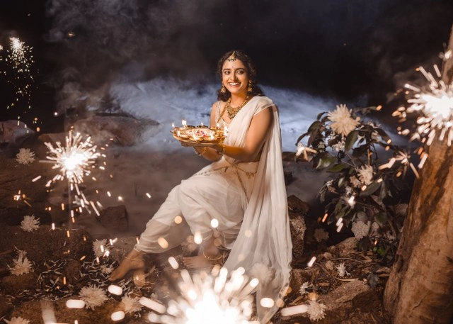 Roopa Koduvayur Angel Looks on Diwali