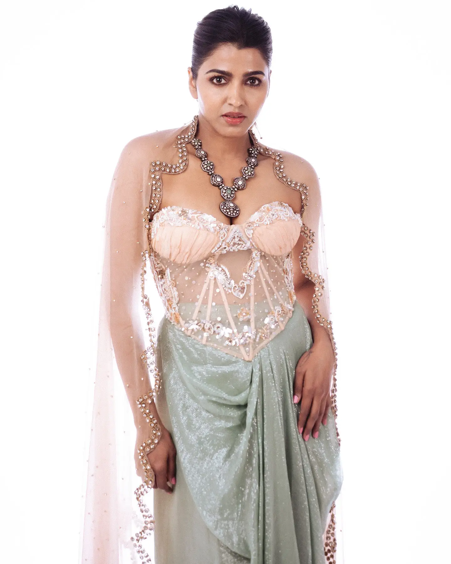 Sai Dhanshika Charming Looks