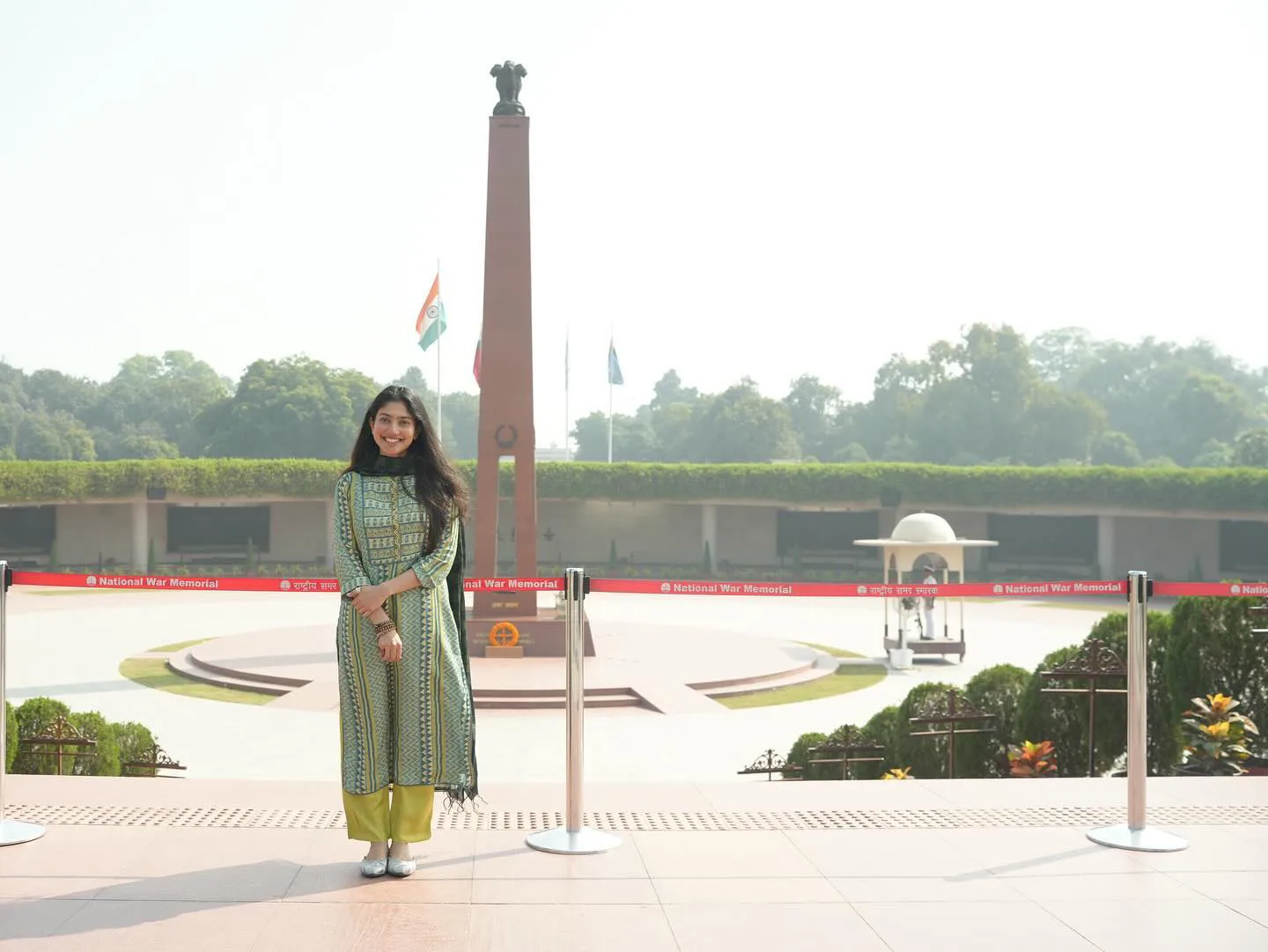 Sai Pallavi Pays Tributes to Major Mukund Varadarajan at National War Memorial