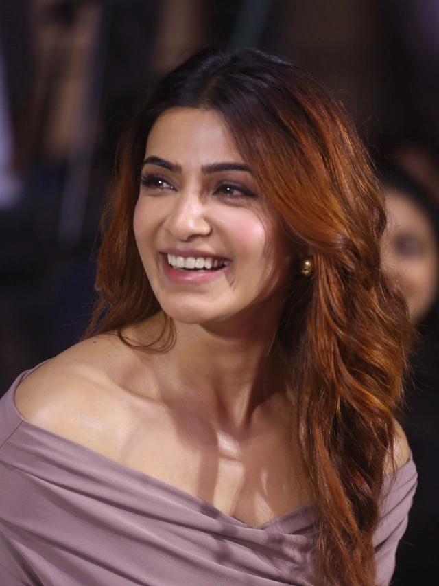 Samantha Stylish Looks
