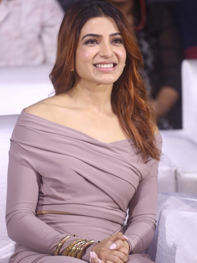 Samantha Stylish Looks
