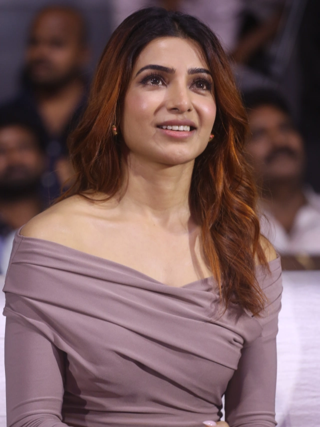 Samantha Stylish Looks