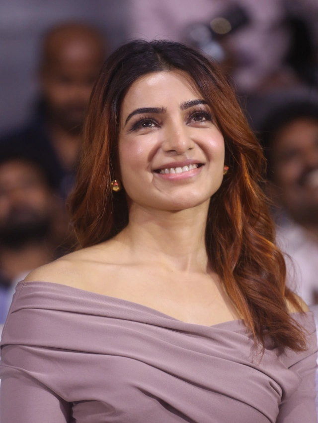 Samantha Stylish Looks