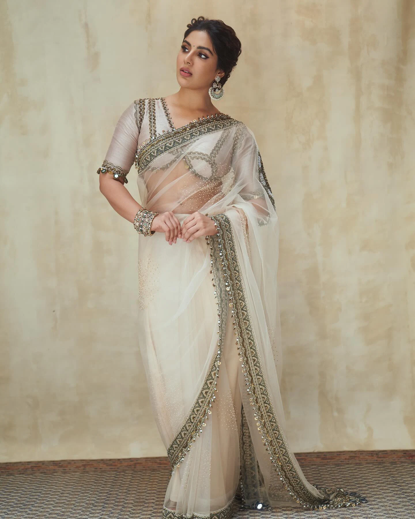 Samyuktha Stunning Looks in Saree