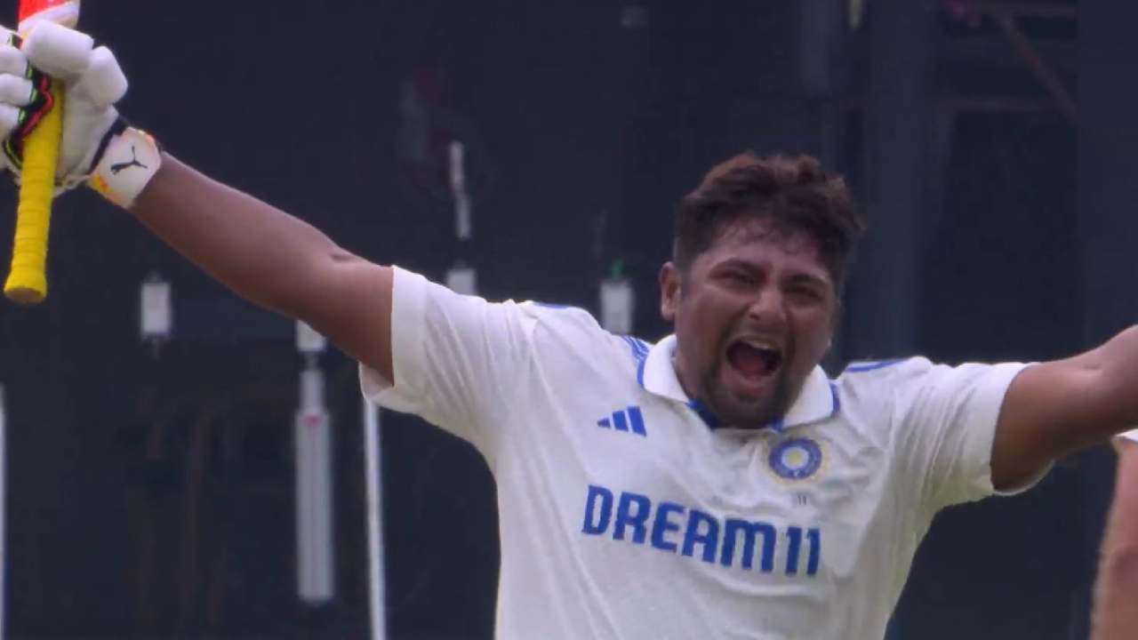 Sarfaraz Khan: కివీస్తో తొలి టెస్టులో సెంచరీ చేసిన సర్ఫరాజ్ ఖాన్.. సెంచరీ తరువాత ఏం చేశాడో చూశారా.. వీడియో వైరల్ Sarfaraz Khan: కివీస్తో తొలి టెస్టులో సెంచరీ చేసిన సర్ఫరాజ్ ఖాన్.. సెంచరీ తరువాత ఏం చేశాడో చూశారా.. వీడియో వైరల్