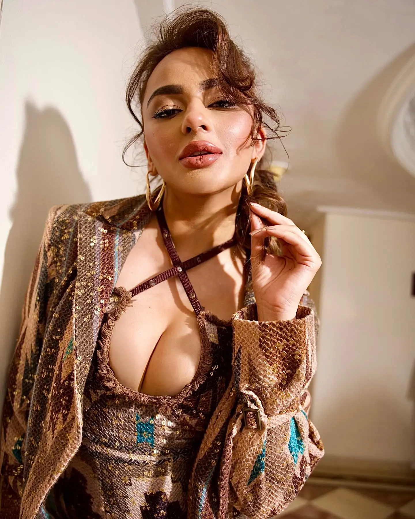 Seerat Kapoor Sizzling Photos
