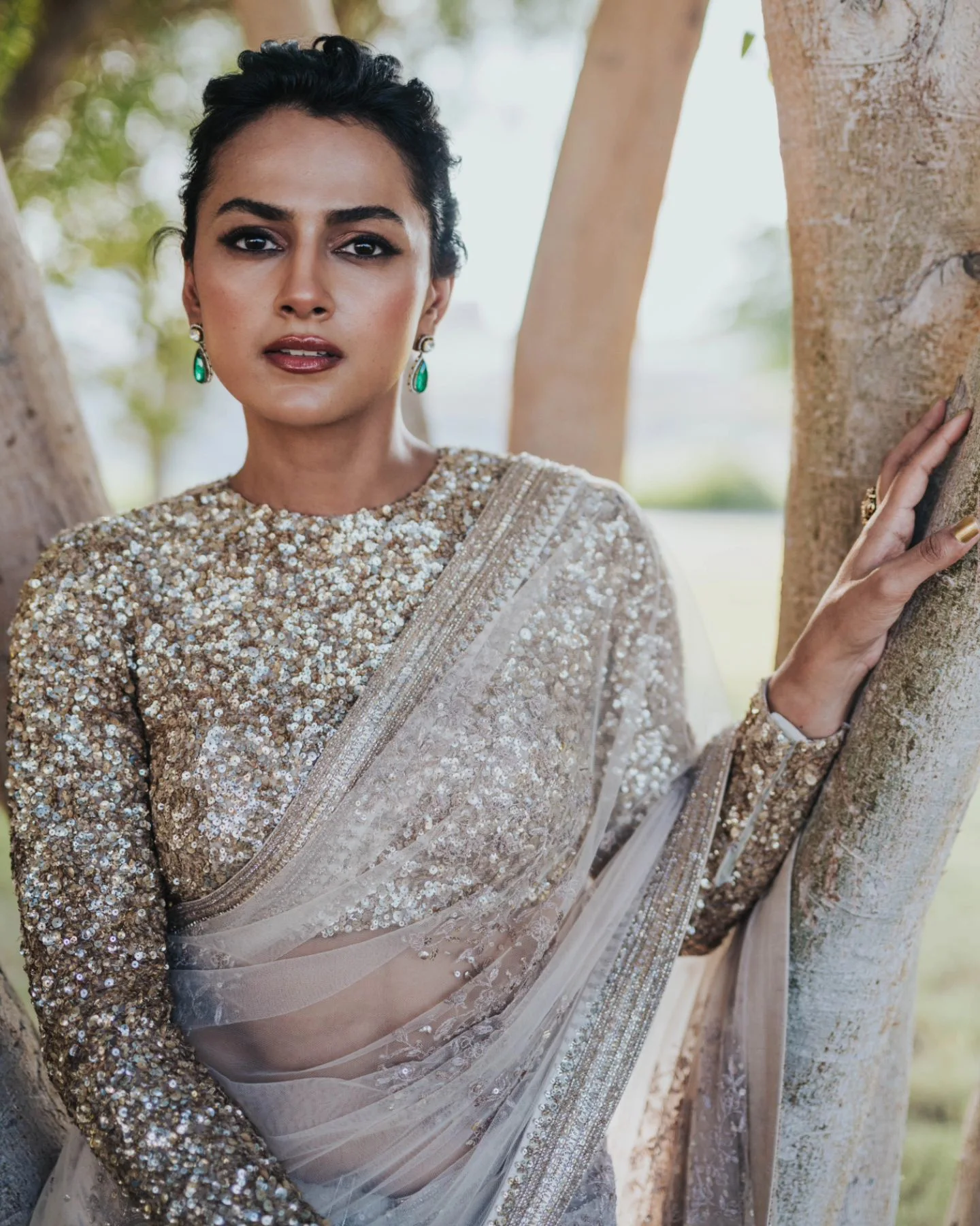 Shraddha Srinath Shines in Saree for Diwali