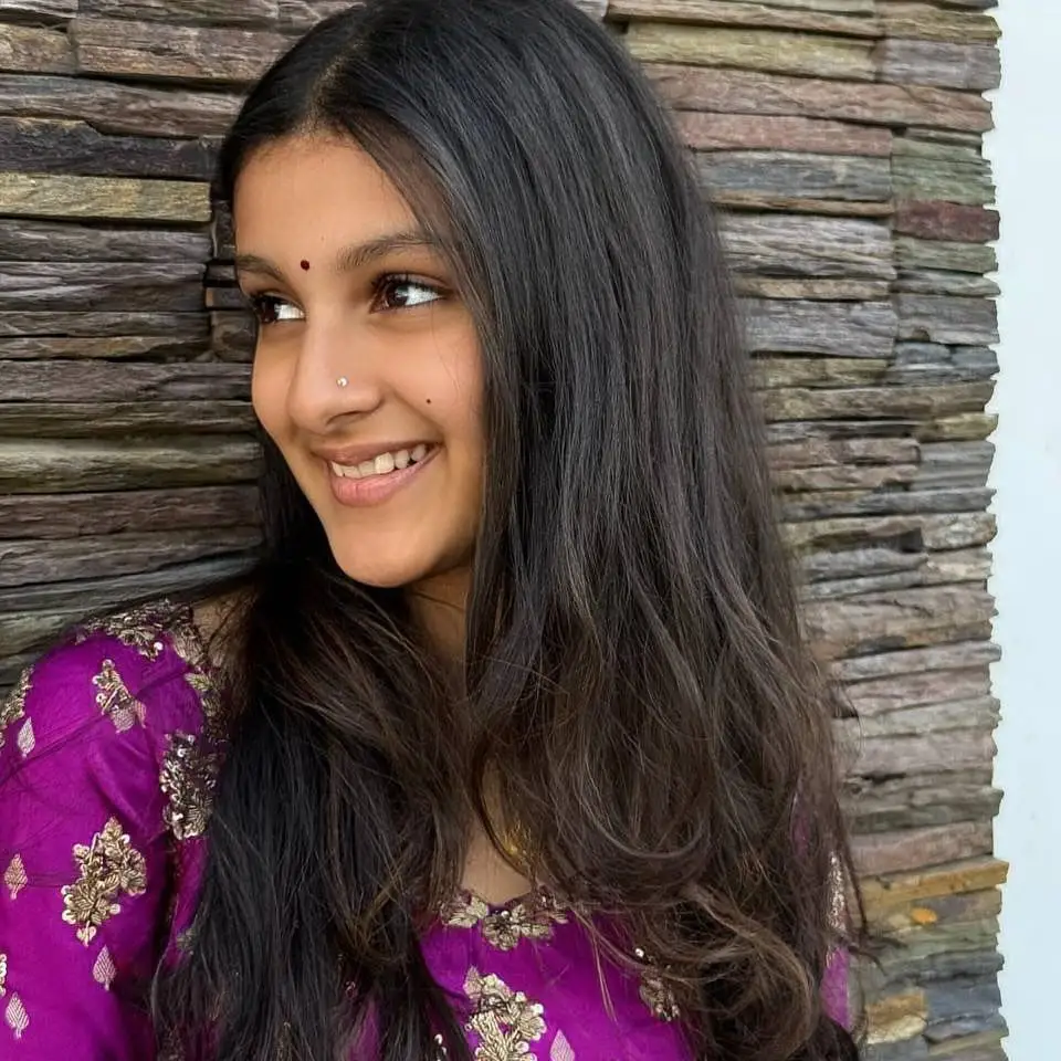 Mahesh Babu Daughter Sitara Ghattamaneni Diwali Special Photos