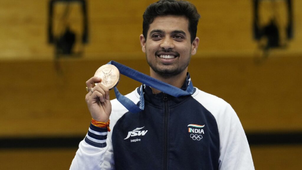 Swapnil Kusale father says his son should get 5 crore prize money flat in Pune