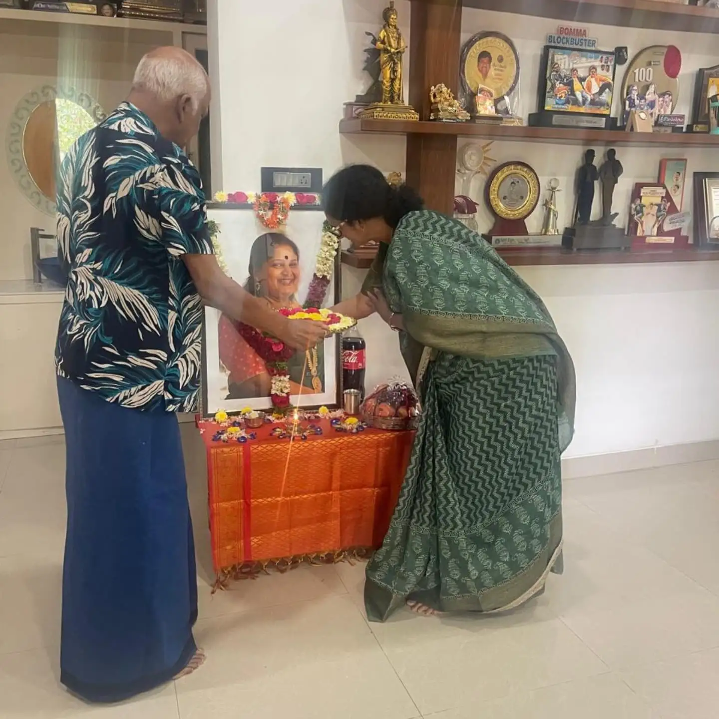 Prabhas Aunt Syamala Devi Tributes to Rajendra Prasad Daughter