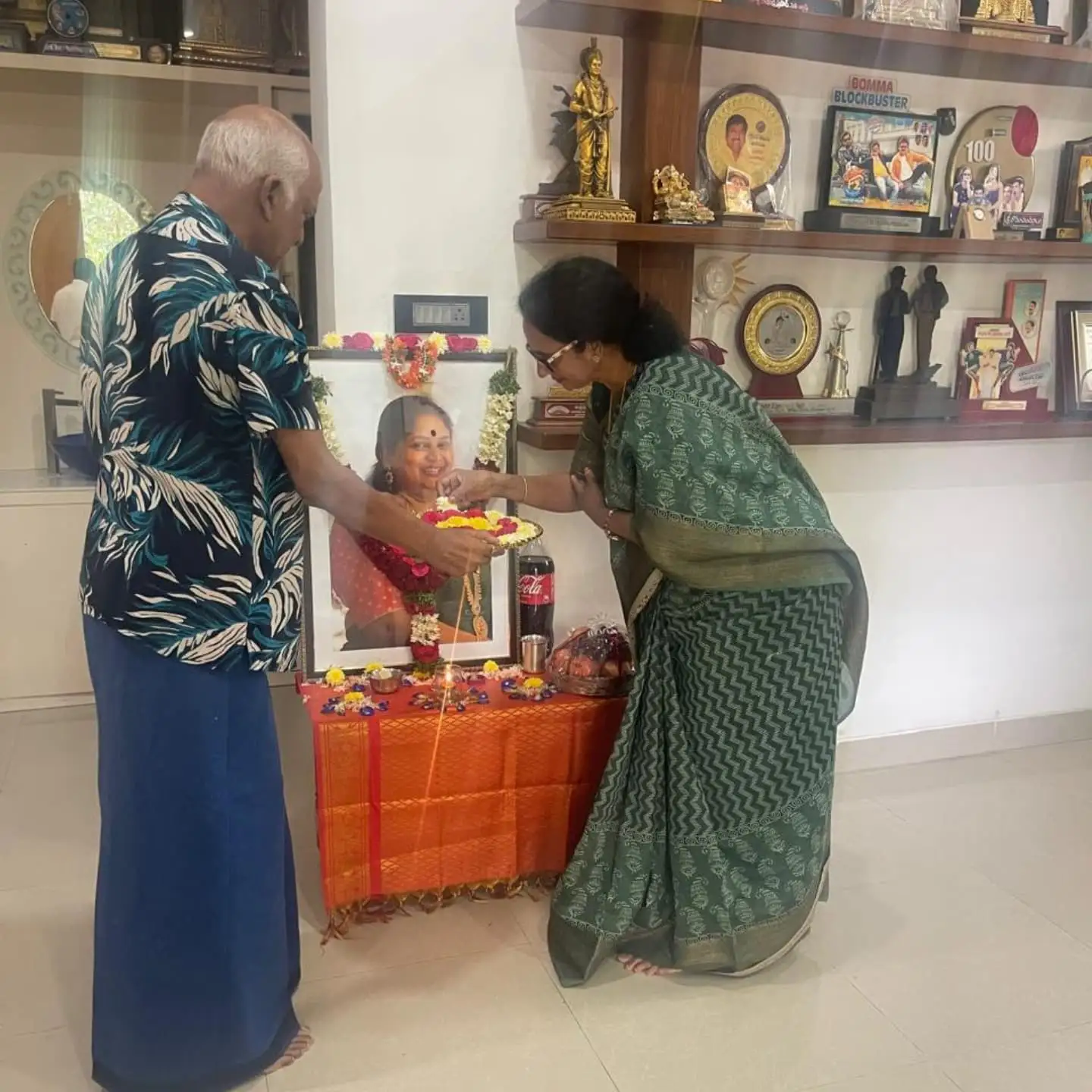 Prabhas Aunt Syamala Devi Tributes to Rajendra Prasad Daughter