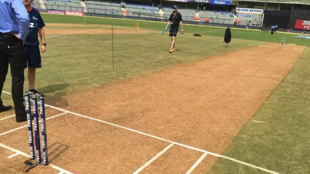 Team India Bold Decision On Wankhede Pitch