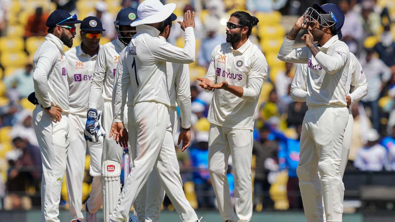 Team india: ఆస్ట్రేలియాతో టెస్ట్ సిరీస్కు ముందు భారత్ జట్టుకు బిగ్ షాక్.. Team india: ఆస్ట్రేలియాతో టెస్ట్ సిరీస్కు ముందు భారత్ జట్టుకు బిగ్ షాక్..