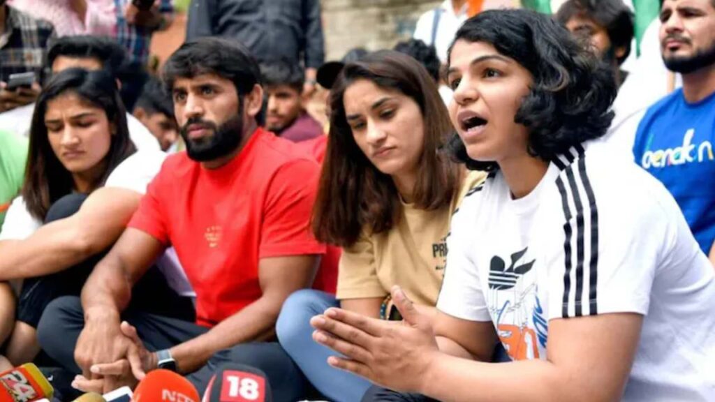 Vinesh Phogat and Sakshi Malik