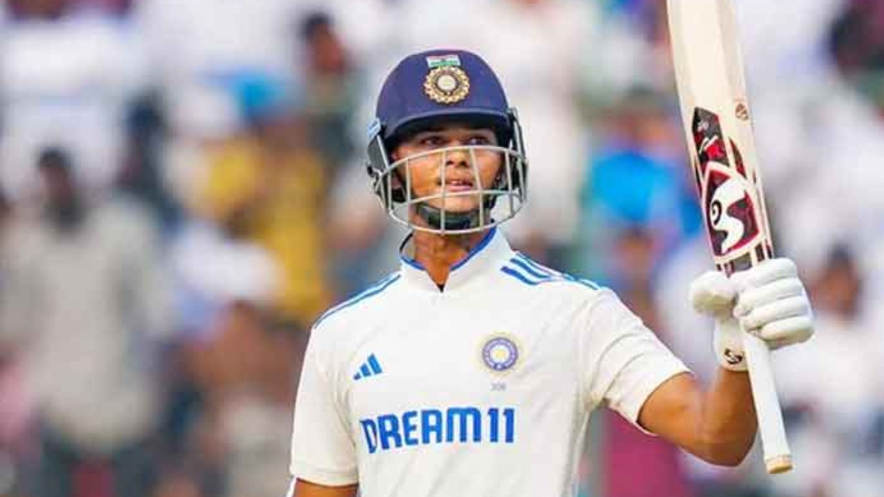 IND vs NZ : చరిత్ర సృష్టించిన యశస్వి జైస్వాల్.. కోహ్లీ, రోహిత్, సచిన్, ధోని వల్ల కాలేదు.. IND vs NZ : చరిత్ర సృష్టించిన యశస్వి జైస్వాల్.. కోహ్లీ, రోహిత్, సచిన్, ధోని వల్ల కాలేదు..