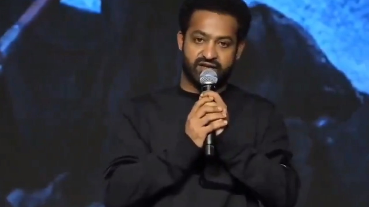 NTR – Devara 2 : దేవర 2 కొంత షూట్ చేశాము.. కొరటాల శివకు నెల రోజులు హాలిడే.. హాలీవుడ్ ఇంటర్వ్యూలో ఎన్టీఆర్.. NTR – Devara 2 : దేవర 2 కొంత షూట్ చేశాము.. కొరటాల శివకు నెల రోజులు హాలిడే.. హాలీవుడ్ ఇంటర్వ్యూలో ఎన్టీఆర్..