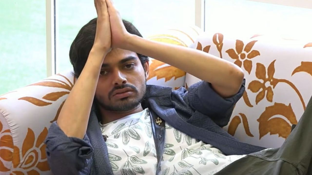 Bigg Boss 8 : నాగ మణికంఠ ఎలిమినేట్..? ఆరోగ్య సమస్యలతో.. పంపించేయండి అంటూ ఏడుస్తూ.. Bigg Boss 8 : నాగ మణికంఠ ఎలిమినేట్..? ఆరోగ్య సమస్యలతో.. పంపించేయండి అంటూ ఏడుస్తూ..
