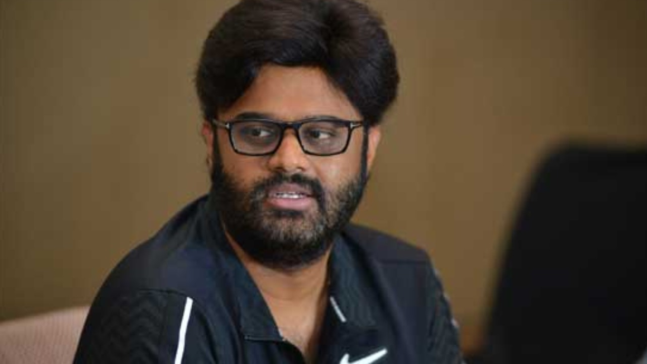 Naga Vamsi : ఆ సినిమా నచ్చలేదు అంటే వాళ్ళతో మీటింగ్ పెట్టాలి.. నిర్మాత ఆసక్తికర వ్యాఖ్యలు.. Naga Vamsi : ఆ సినిమా నచ్చలేదు అంటే వాళ్ళతో మీటింగ్ పెట్టాలి.. నిర్మాత ఆసక్తికర వ్యాఖ్యలు..