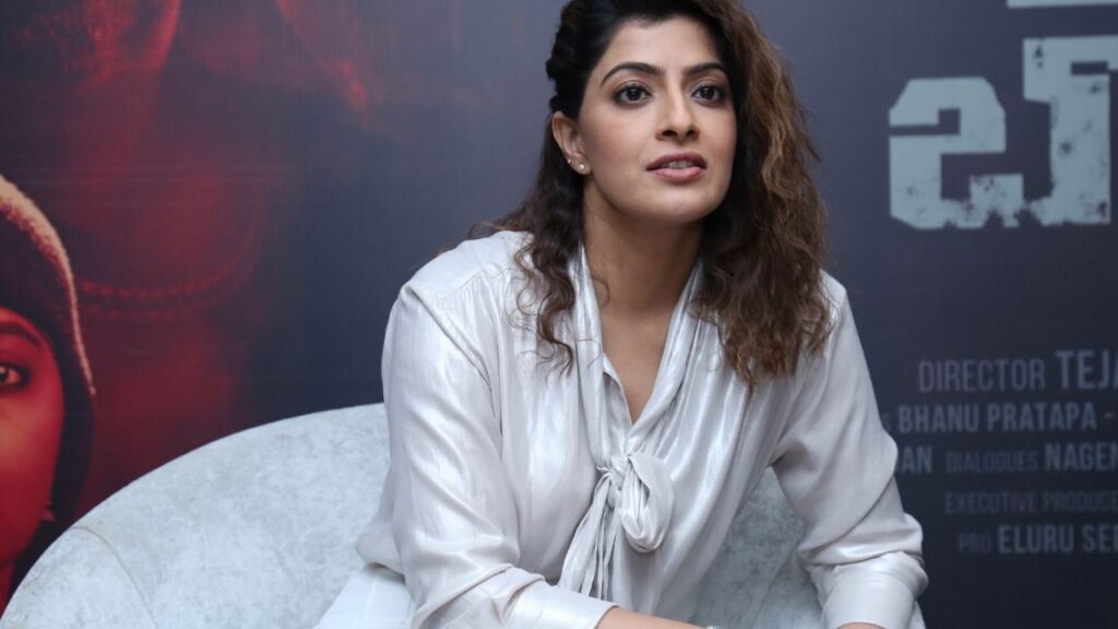 Varalaxmi Sarathkumar Sabari Movie OTT Streaming Details Here