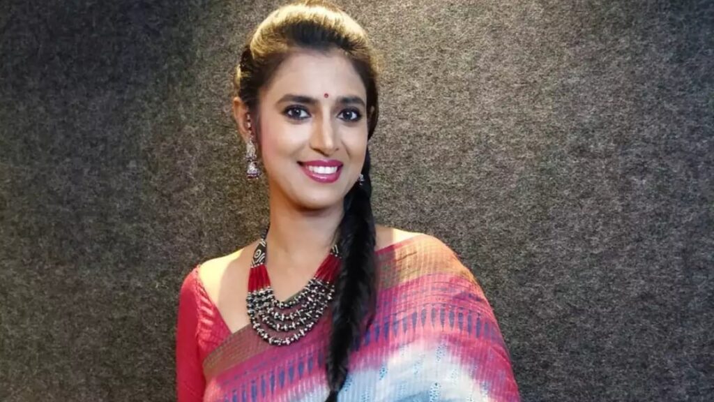 Actress Kasthuri gives clarity on her comments on Telugu People