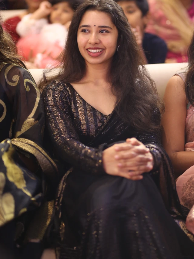Annanya Krishnan Stunning Looks in Saree