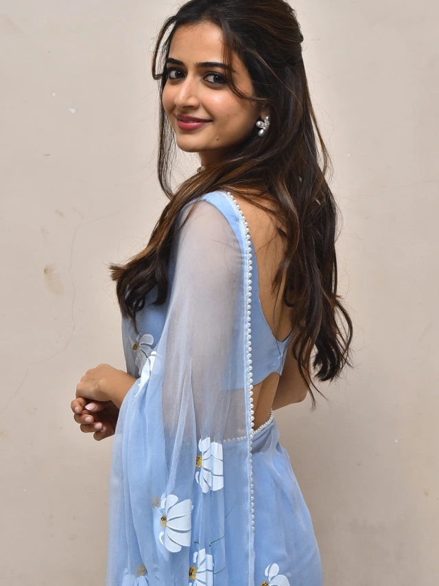Ashika Ranganath Cute Looks in Saree