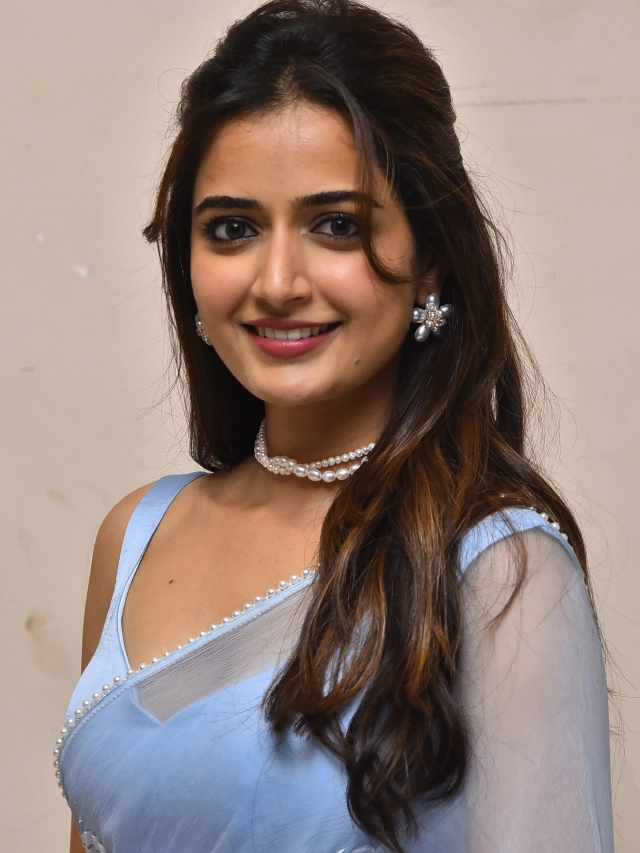 Ashika Ranganath Cute Looks in Saree