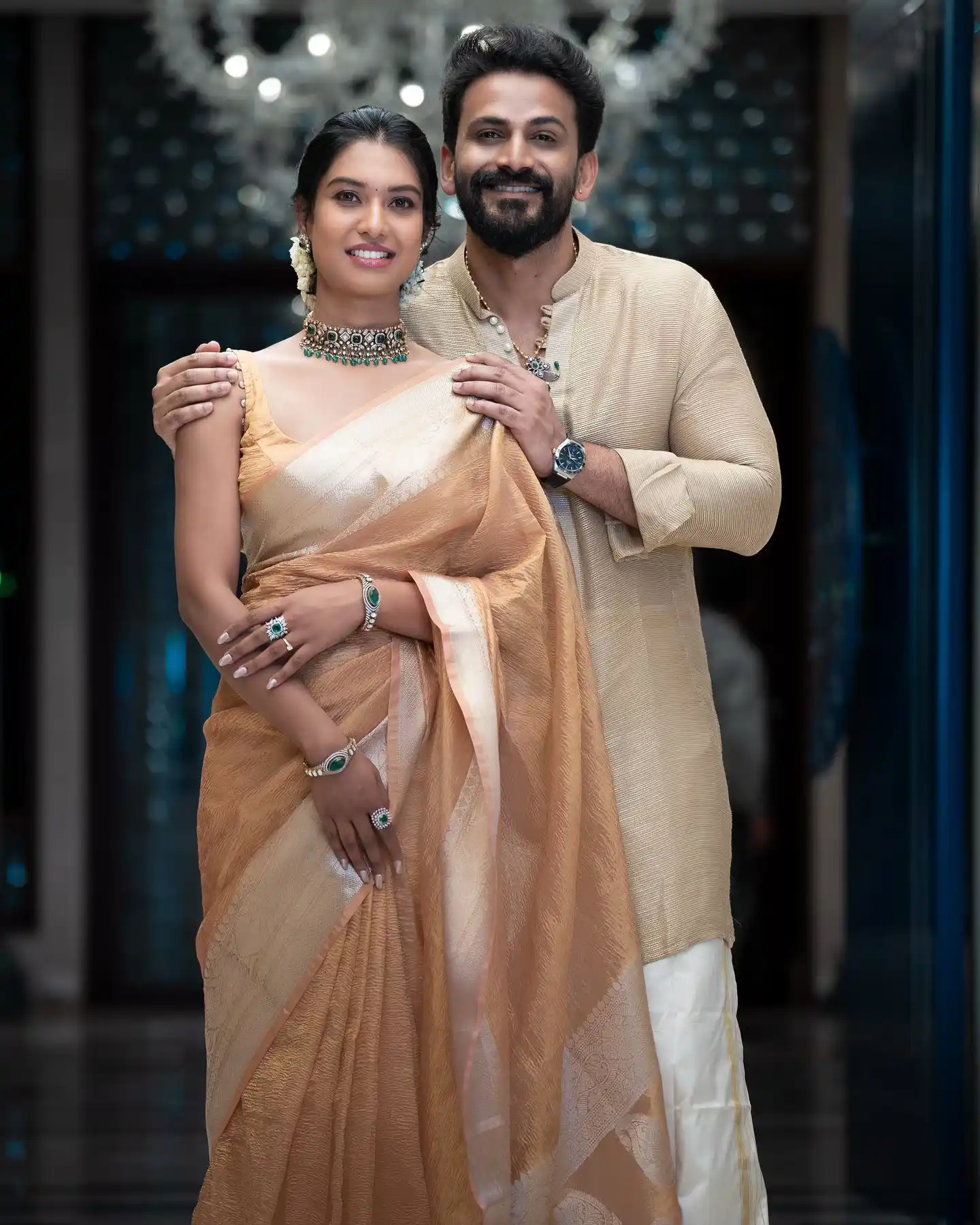 Daali Dhananjaya Shares Photos with his Girlfriend