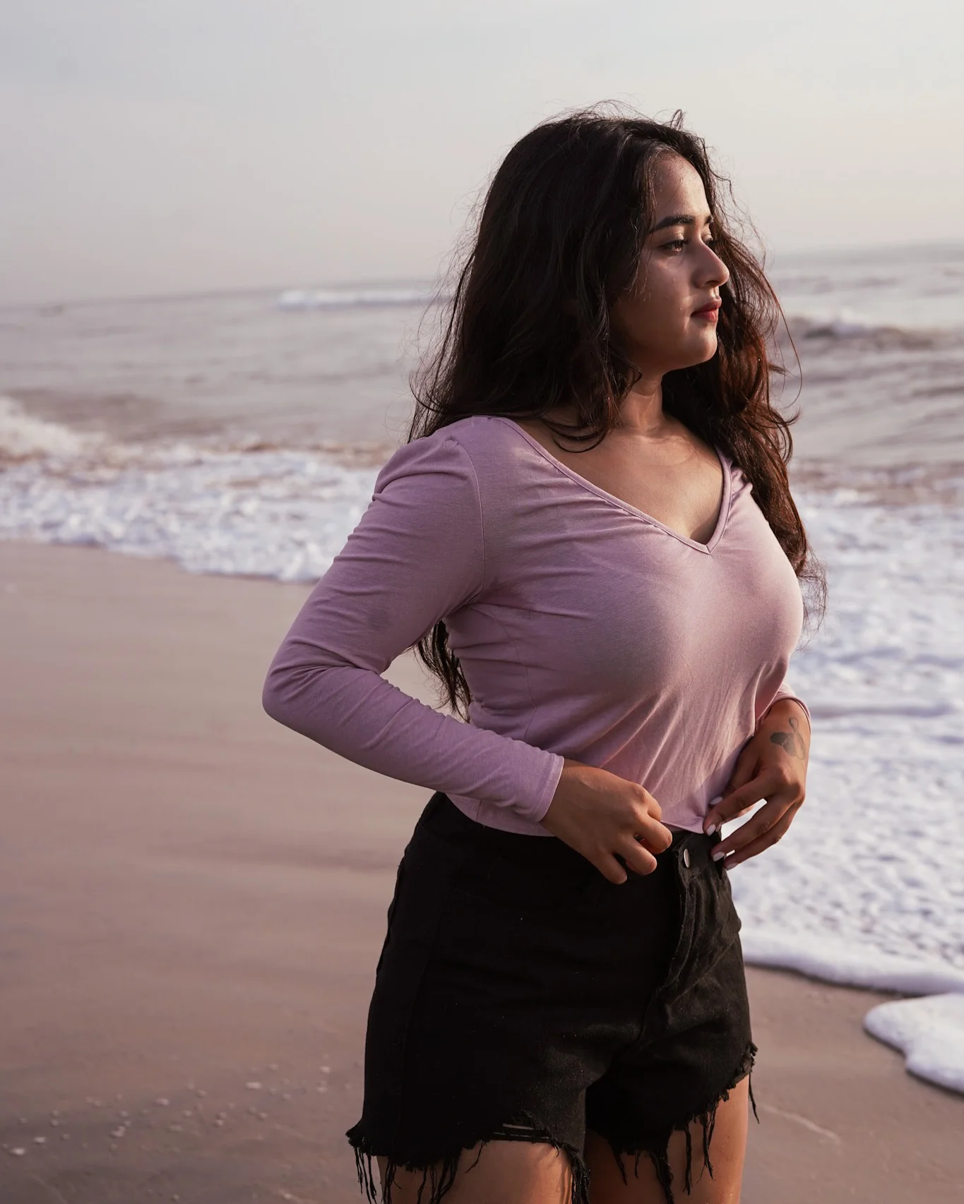 Deepthi Sunaina Enjoying in Chennai Beach