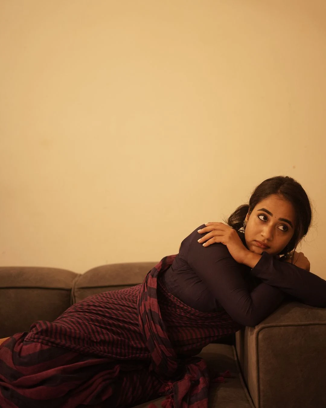 Deepthi Sunaina Stunning Looks in Saree