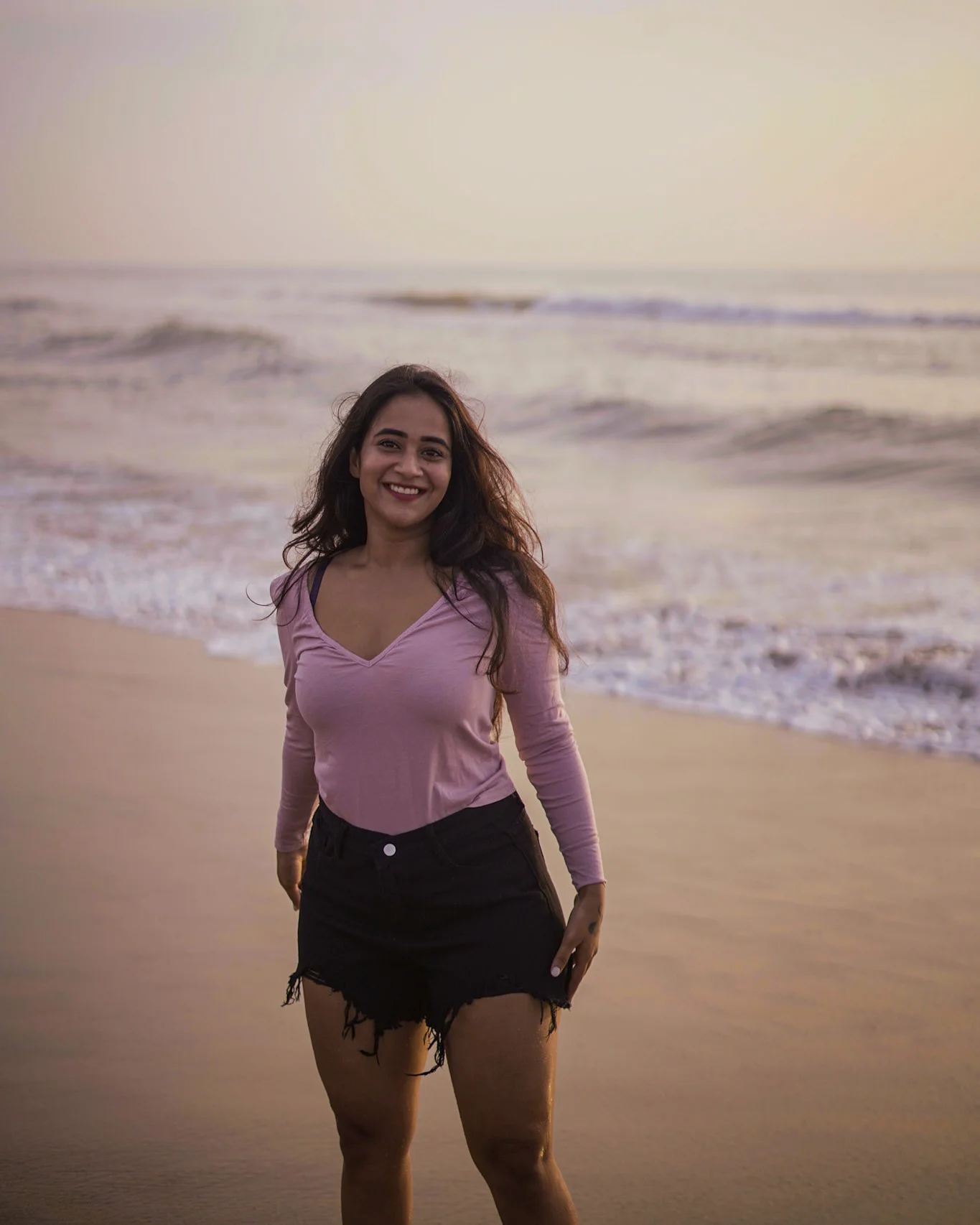 Deepthi Sunaina Enjoying in Chennai Beach
