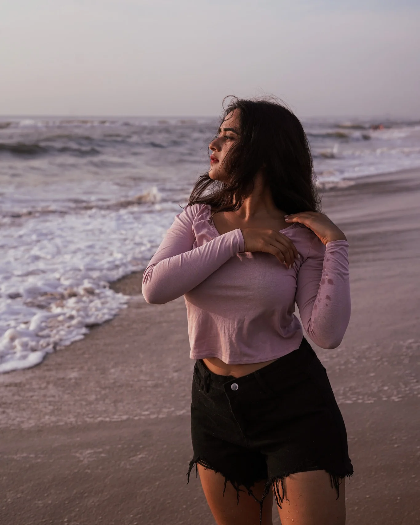Deepthi Sunaina Enjoying in Chennai Beach