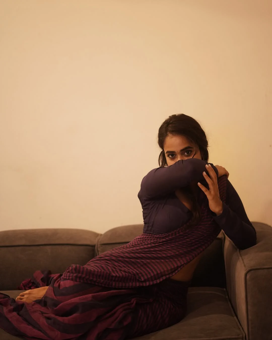 Deepthi Sunaina Stunning Looks in Saree