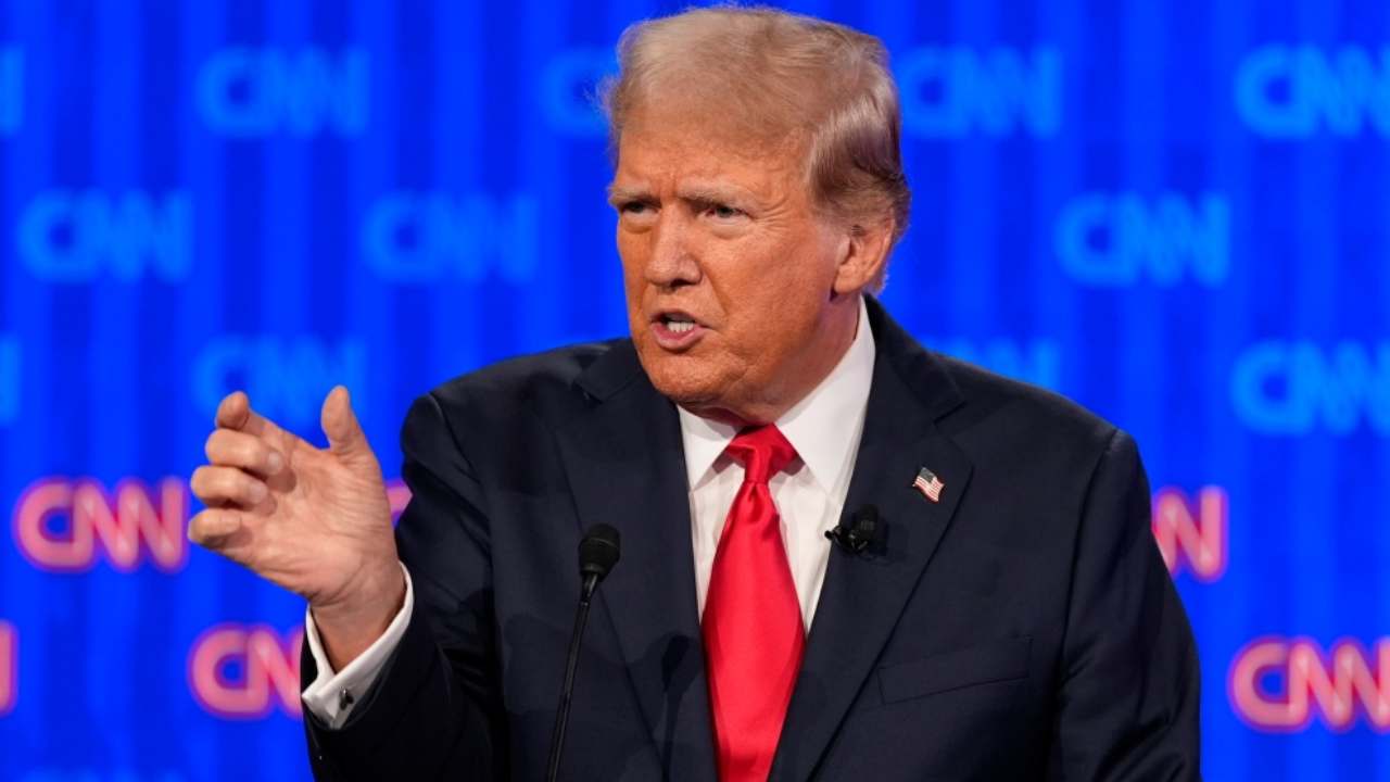 Donald Trump: ట్రంప్ ఆ దేశాల మధ్య శాంతిని నెలకొల్పగలడా.. 2020 తరహా ఘటనను పునరావృతం చేస్తాడా..! Donald Trump: ట్రంప్ ఆ దేశాల మధ్య శాంతిని నెలకొల్పగలడా.. 2020 తరహా ఘటనను పునరావృతం చేస్తాడా..!