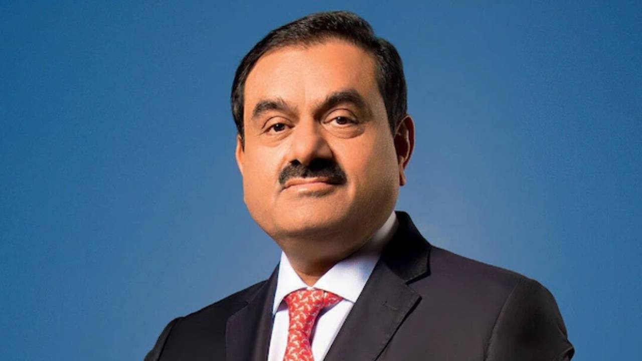 Gautam Adani: ప్రముఖ పారిశ్రామిక వేత్త గౌతమ్ అదానీపై అమెరికాలో కేసు.. ఎందుకంటే? Gautam Adani: ప్రముఖ పారిశ్రామిక వేత్త గౌతమ్ అదానీపై అమెరికాలో కేసు.. ఎందుకంటే?