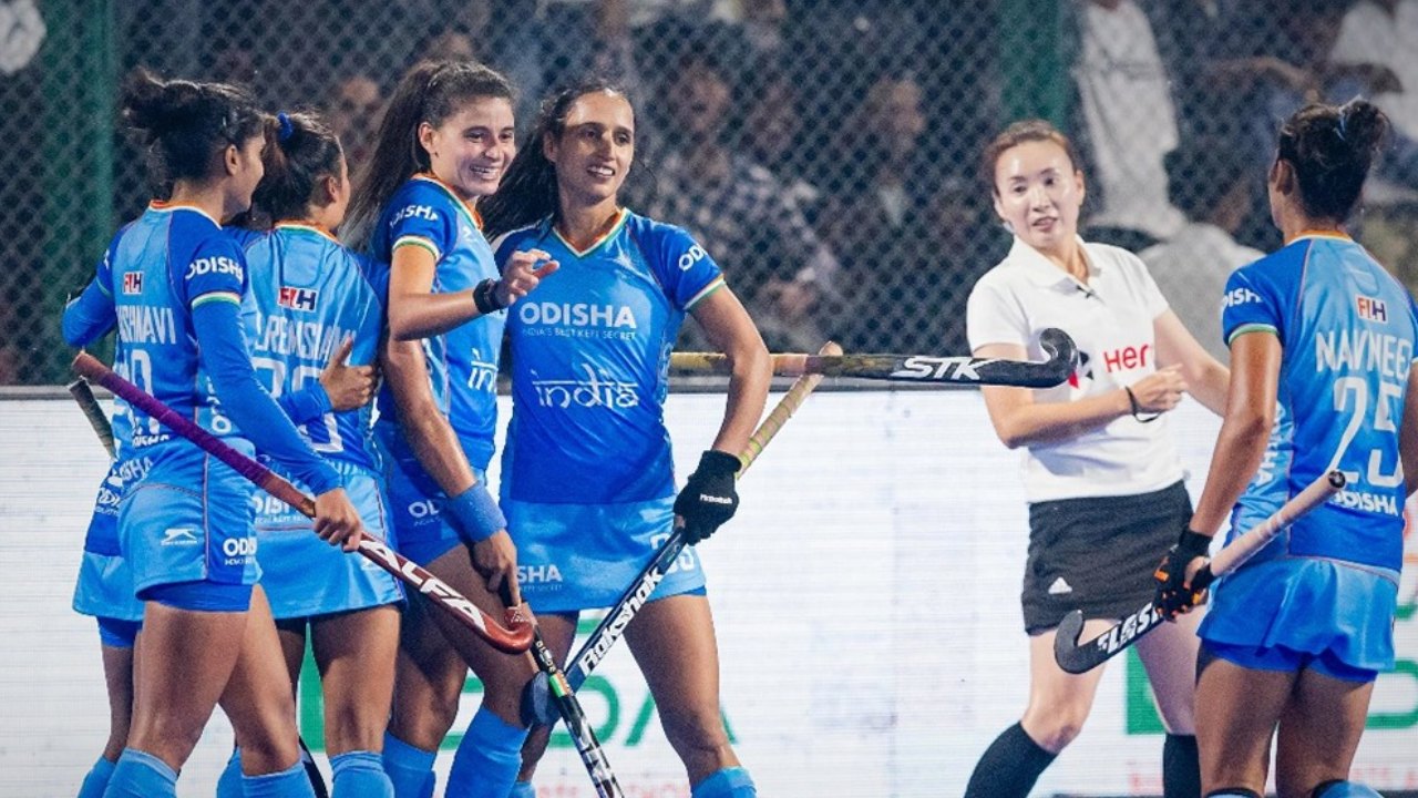 womens Asian Champions Trophy : మహిళల ఆసియా ఛాంపియన్స్ ట్రోఫీలో ఘనంగా బోణీ కొట్టిన భారత్.. womens Asian Champions Trophy : మహిళల ఆసియా ఛాంపియన్స్ ట్రోఫీలో ఘనంగా బోణీ కొట్టిన భారత్..
