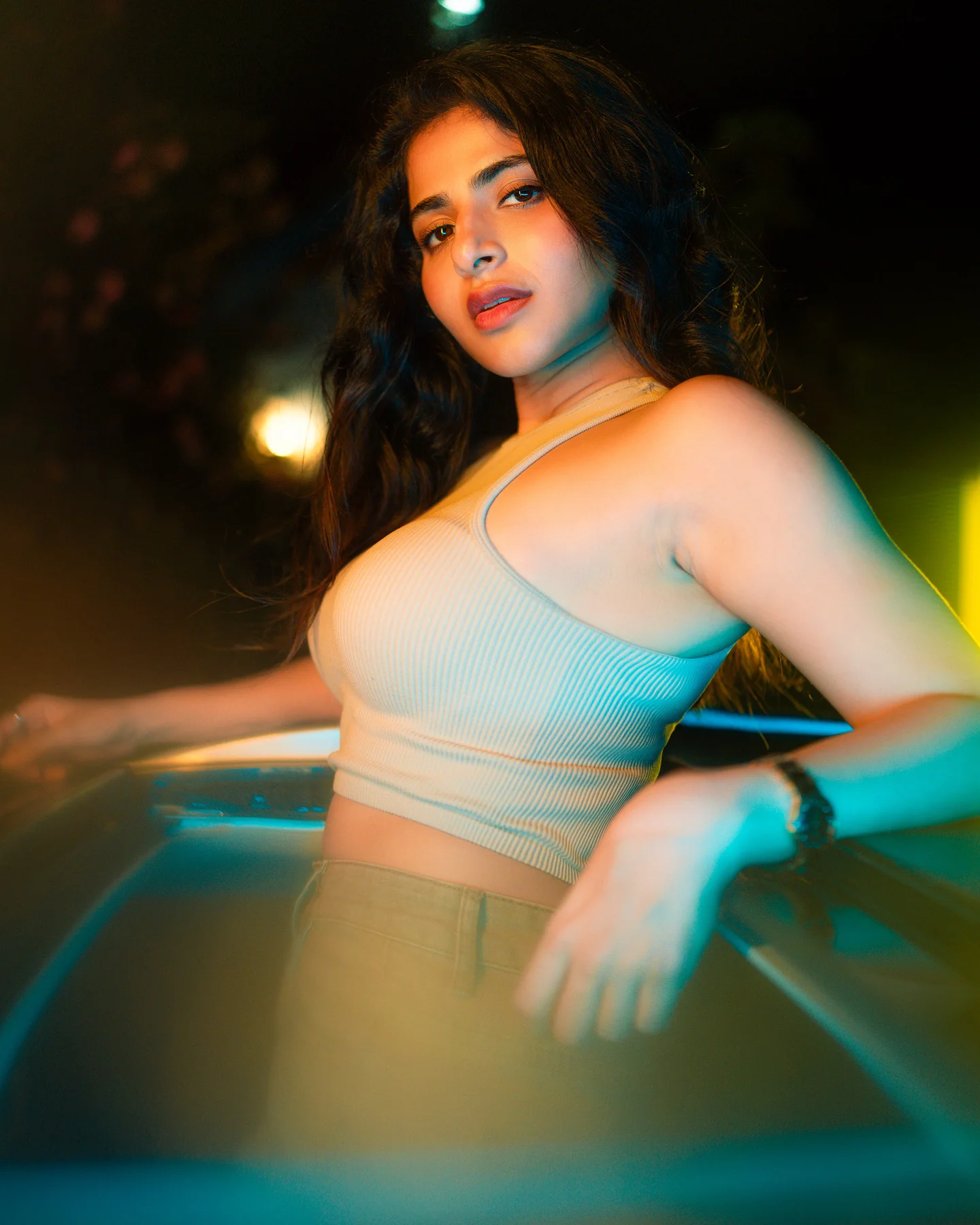 Iswarya Menon Sizzling Photos