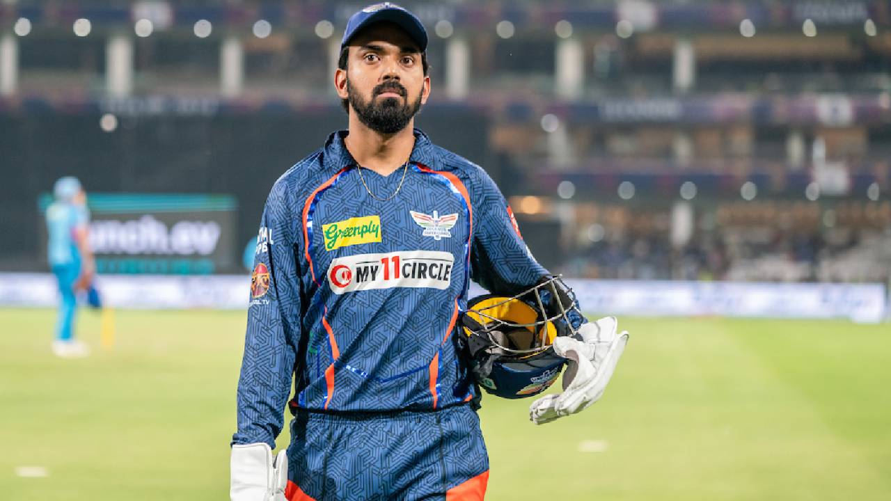 IPL 2025 Auction : అరెరె.. కేఎల్ రాహుల్కే ఎందుకిలా జరుగుతోంది ? ఆర్సీబీకి వెళ్తాడనుకుంటే..? IPL 2025 Auction : అరెరె.. కేఎల్ రాహుల్కే ఎందుకిలా జరుగుతోంది ? ఆర్సీబీకి వెళ్తాడనుకుంటే..?