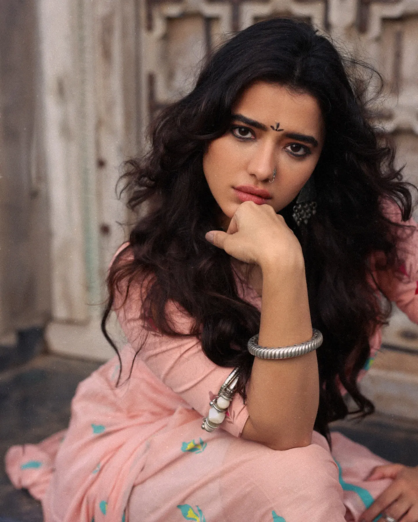 Ketika Sharma Sizzling Photos in Saree