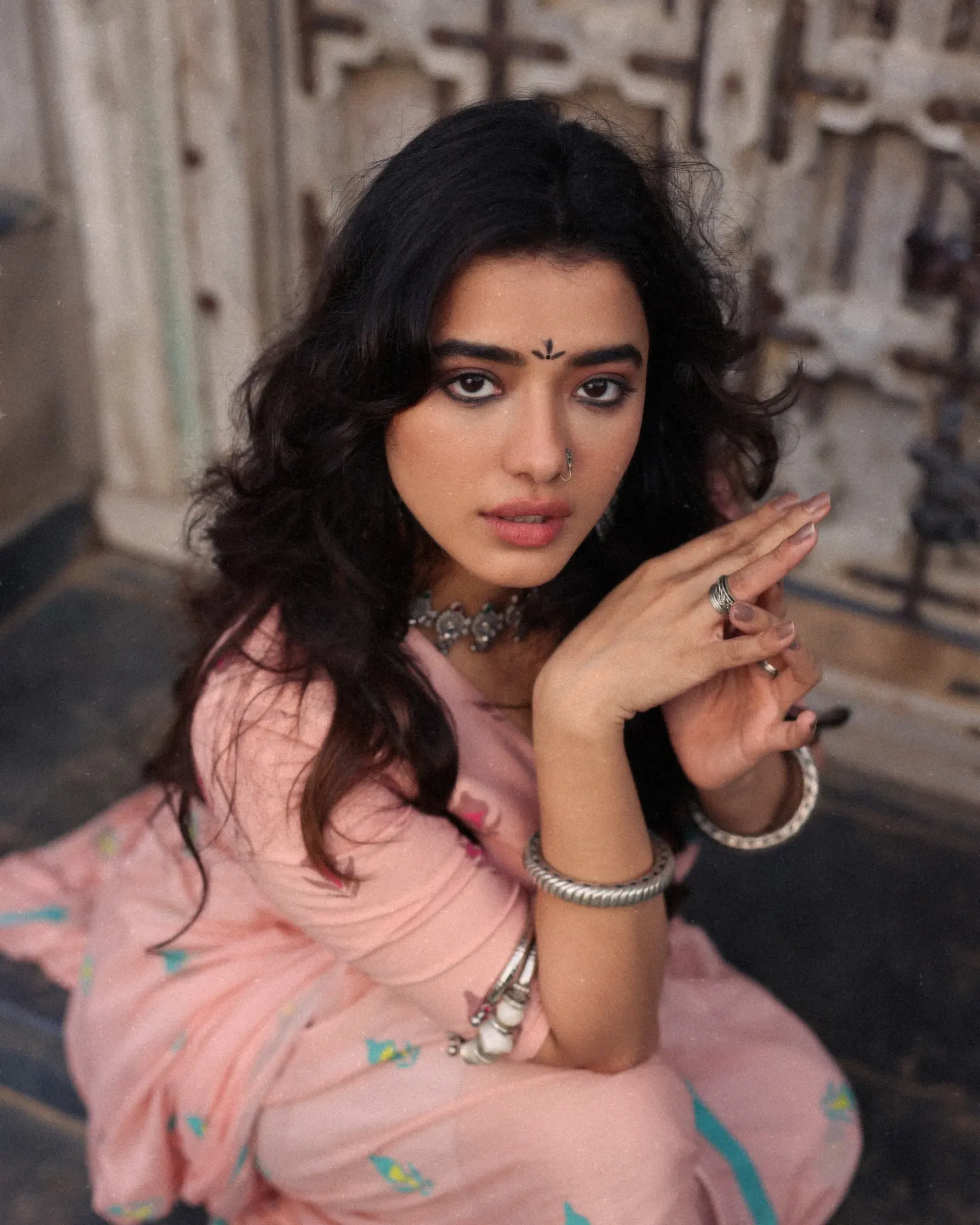 Ketika Sharma Sizzling Photos in Saree