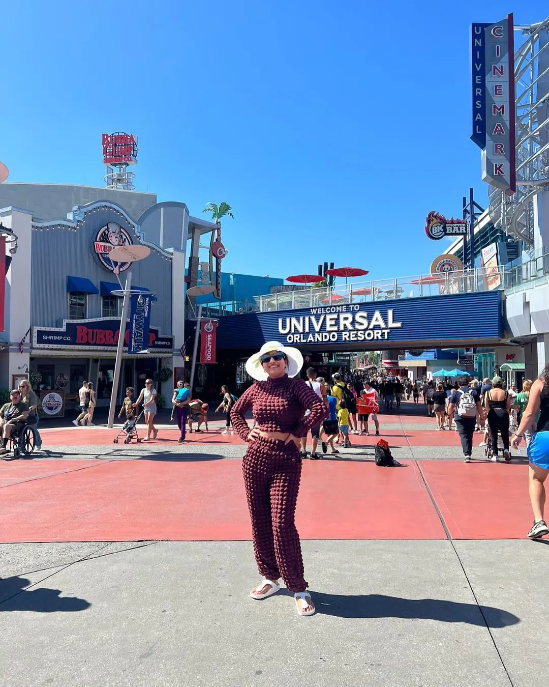 Mangli Enjoying Vacation in America