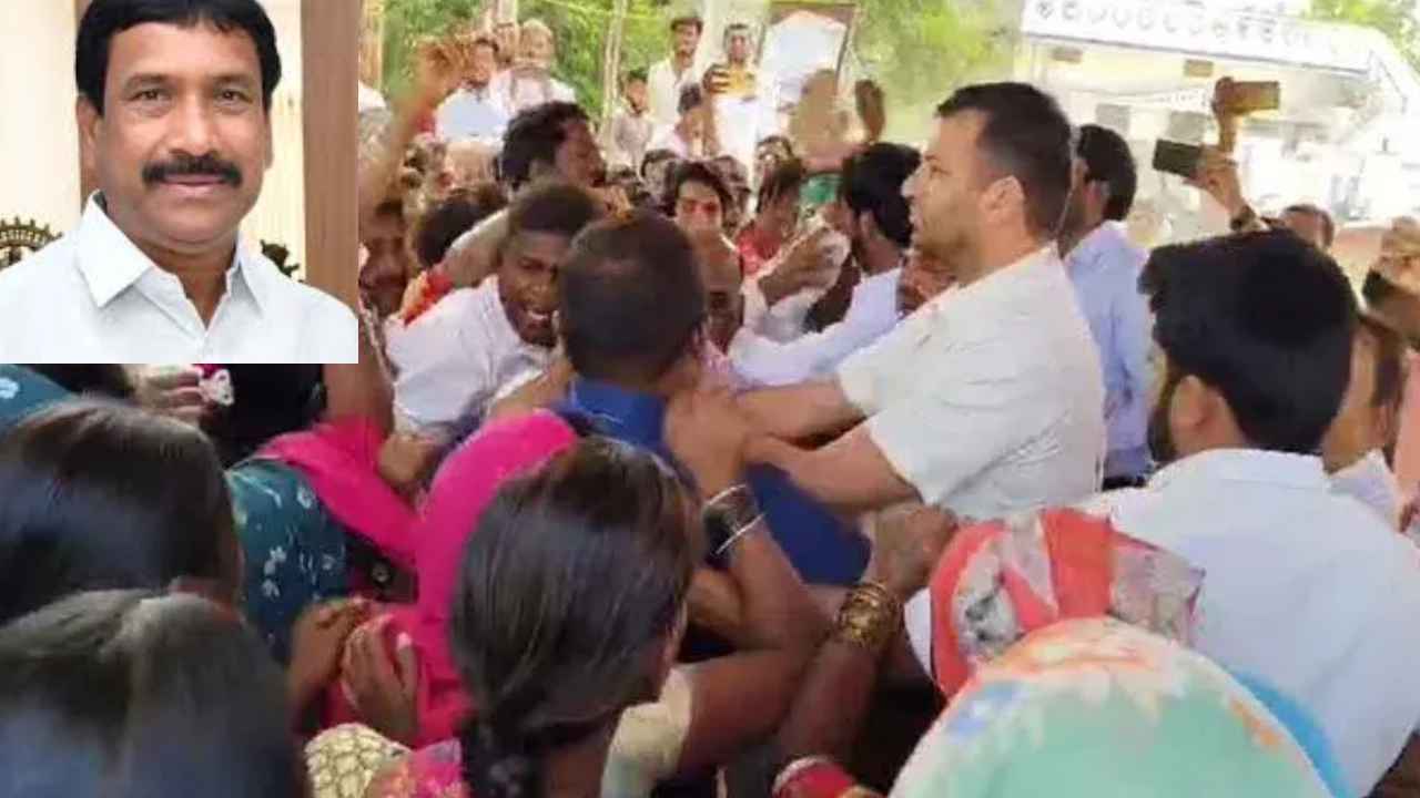వికారాబాద్ కలెక్టర్పై దాడి కేసులో బీఆర్ఎస్ కీలక నేత పేరు..! వికారాబాద్ కలెక్టర్పై దాడి కేసులో బీఆర్ఎస్ కీలక నేత పేరు..!