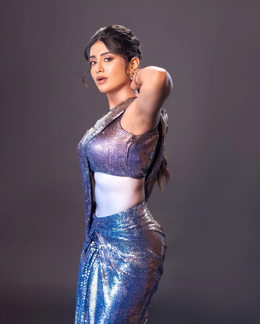 Rashi Singh Elegant her Beauty in Saree and Modern Dress